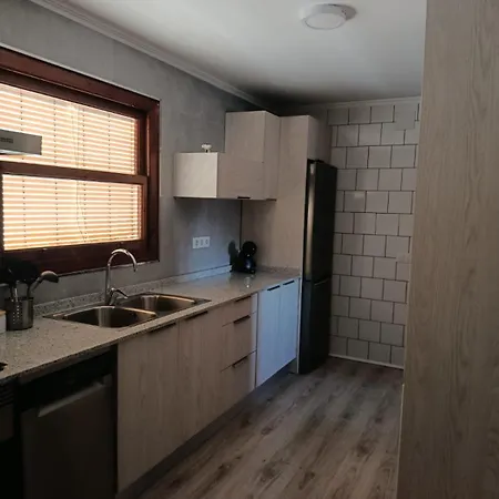 La Caseta De Les Rotes